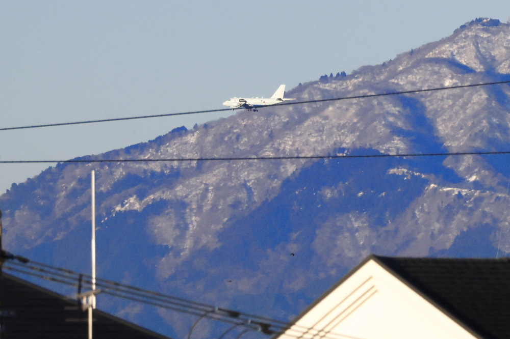 250206_IMG_2102_AD_自衛隊・P23哨戒機・大山1252m_GV.JPG