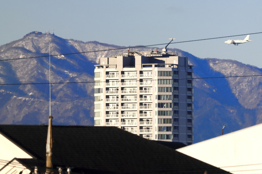 250206_IMG_2102_AD_自衛隊・P3哨戒機・大山1252m_GV.JPG