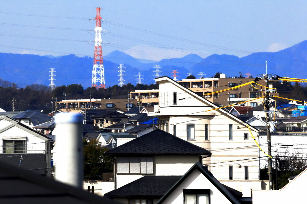 250212_IMG_3964_AD_南アルプス白峰三山霞む_青葉台上_2X3.JPG