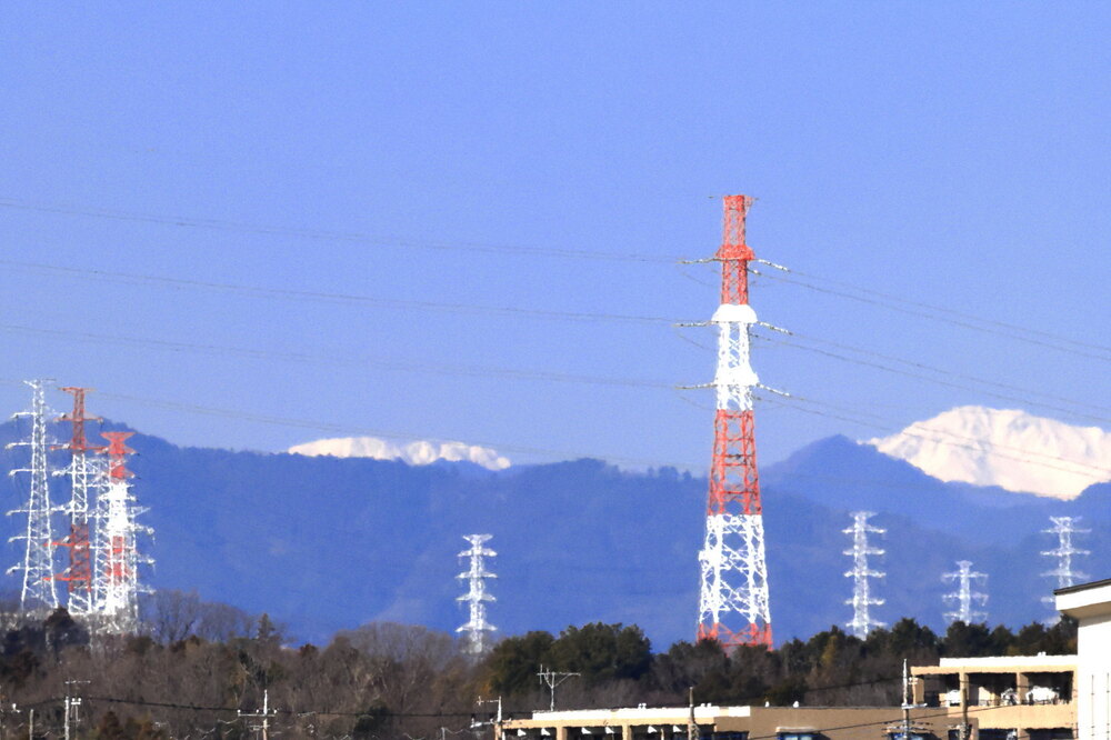 250214_IMG_4312_AD_南アルプス新雪白峰三山_青葉台上_2X3.JPG