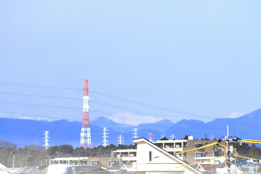 250216_IMG_5373_AD_南アルプス白峰三山霞む_青葉台上_2X3.JPG